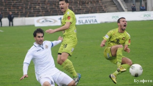 Славия падна от Миньор, но е на полуфинал за Купата