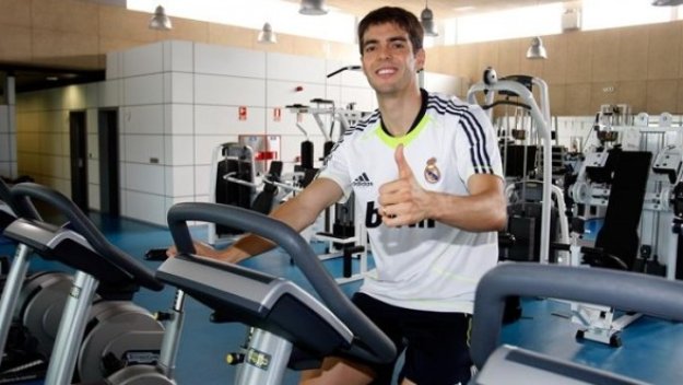 Кака: Ще бъда в Реал поне до лятото