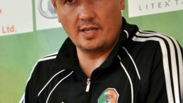 Пенев се чуди кой да води атаката срещу Монтана