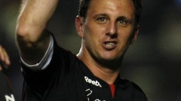 Роджерио Сени с нов гол от пряк свободен удар + ВИДЕО