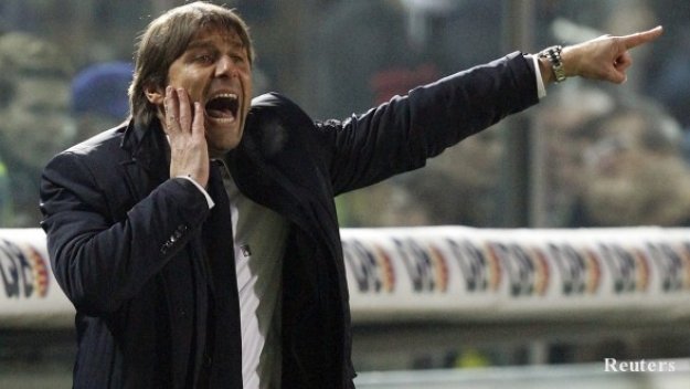 Конте бесен на реферите в Италия