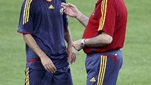 Раул към Арагонес: Аз ще бъда на Евро 2008