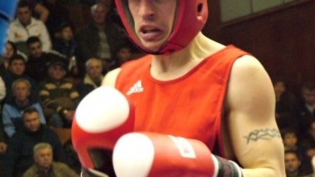 Далаклиев дочака парите за титлата