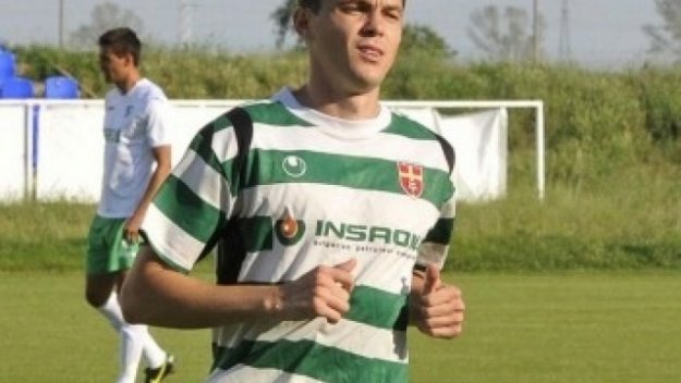 Домо остава в Ботев Пловдив