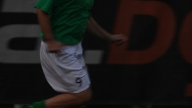 Investor.bg мачка и на футбол