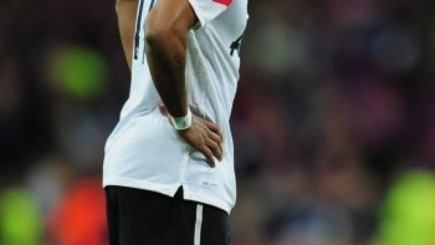 Нани си тръгва от &quot;Олд Трафорд&quot; през лятото?