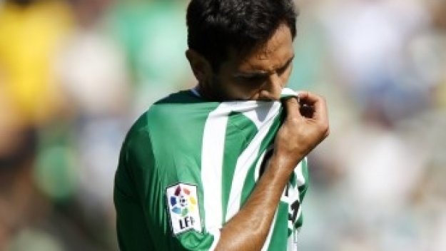 Бетис продължава да пропада