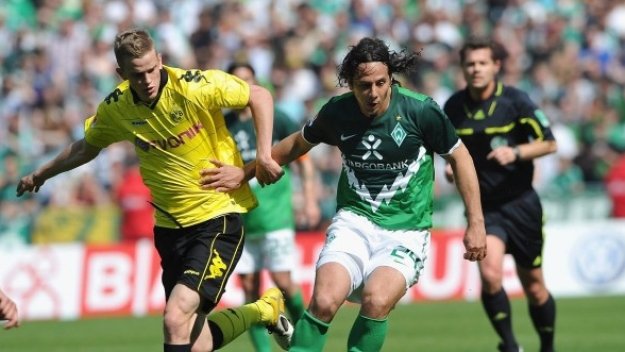 Вердер се възползва от шампионското настроение на Дортмунд