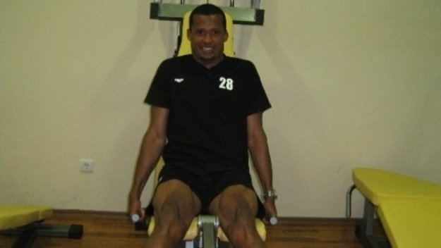 Още двама скъсаха с Локо Пловдив