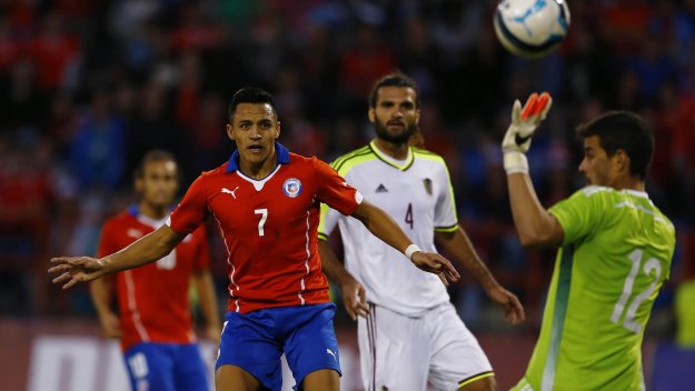 Чили громи, Алексис бележи