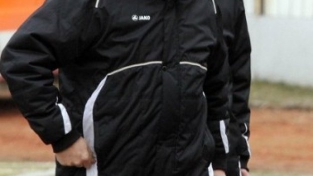 Генов започна ударно с Локо Пловдив