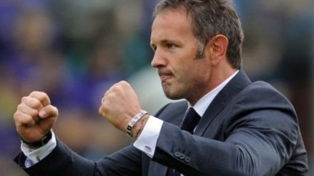 Михайлович не се отказва от услугите на Муту