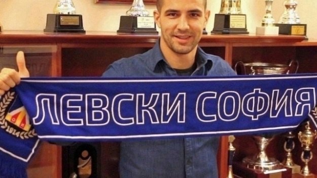 Алчен за още пари: Играч на Левски отказа 8000 евро заплата, малко са му