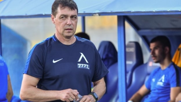 Петър Хубчев: Футболът се играе с напрежение