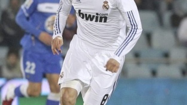 И Кака пропуска мача с Расинг