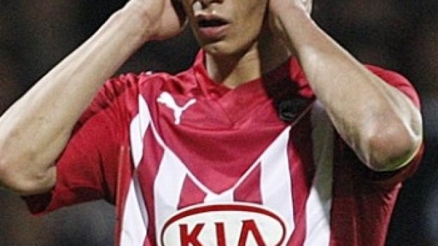 Чамак е в Лондон на заключителни преговори с Арсенал