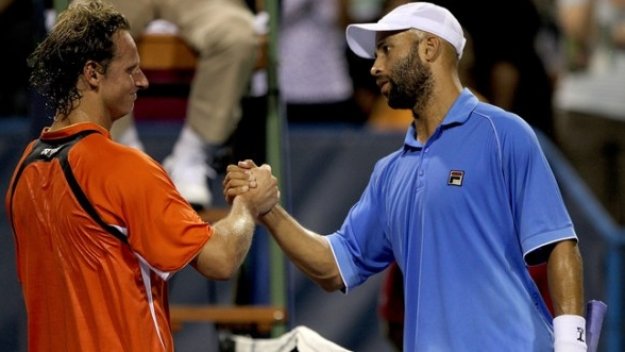 Джеймс Блейк детронира Налбандиян във Вашингтон