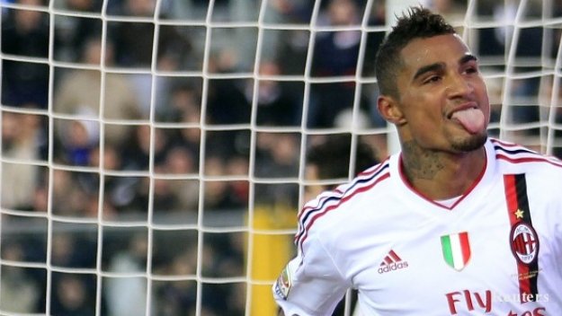 Милан надви Аталанта с 2:0