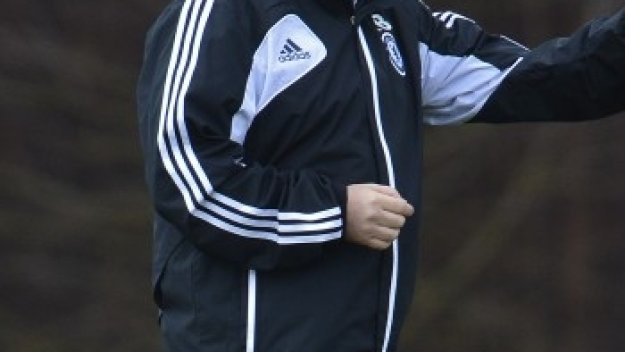 Рафа Бенитес приветства натоварения график