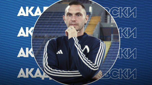 Треньор на Левски отива в Барса