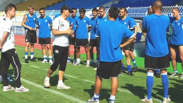 Балъков ще атакува &quot;войводите&quot; с нова &quot;акула&quot;