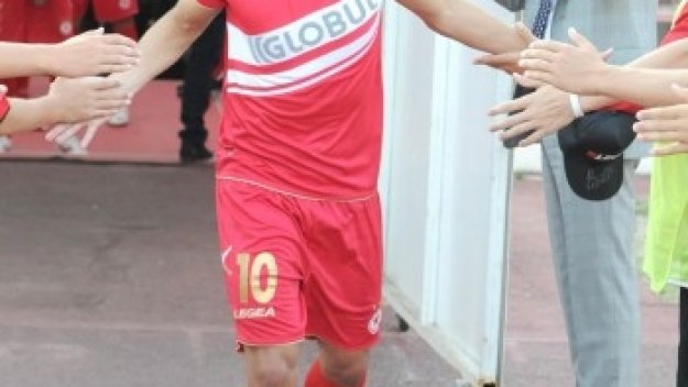 ЦСКА все пак продаде Мораеш на Металург