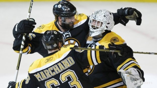 Бостън размаза Ванкувър с 8:1