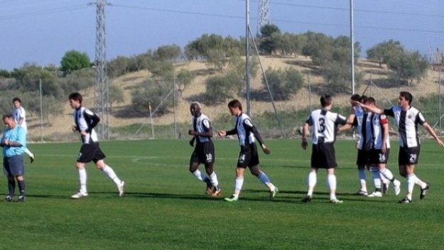 Локо (Пд) си търси 5000 евро от испанци