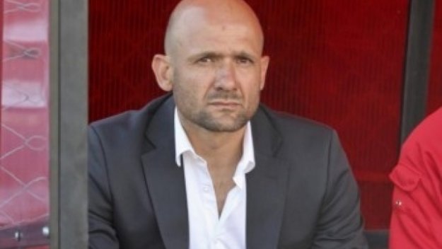ЦСКА дължи пари и на Милен Радуканов