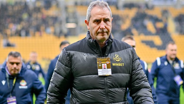 Ботев Пловдив взе голова машина