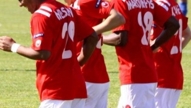 От &quot;Армията&quot; твърдят: Няма списък с играчи за гонене