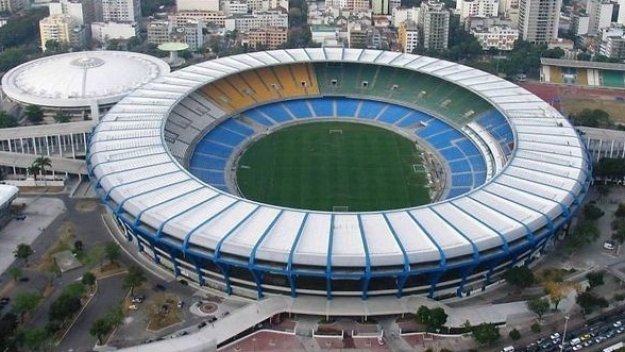 Работник изгоря тежко при ремонта на &quot;Маракана&quot;