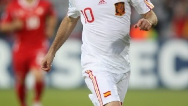 Валенсия иска минимум 23 милиона паунда за Хуан Мата