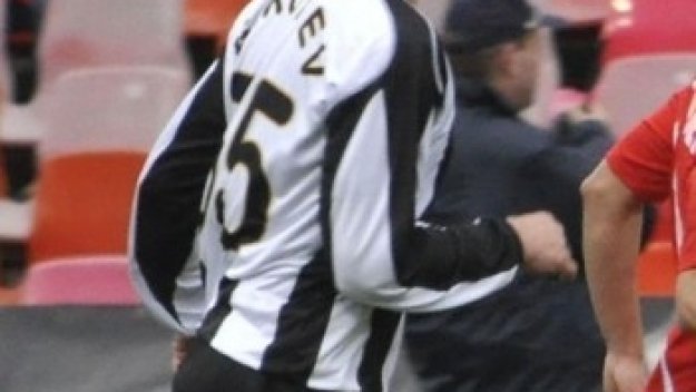 Защитник на Локо Пловдив пред трансфер в Китай