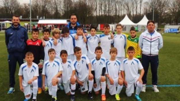 Левски разясни пред Gol.bg грешката с Борусия Дортмунд