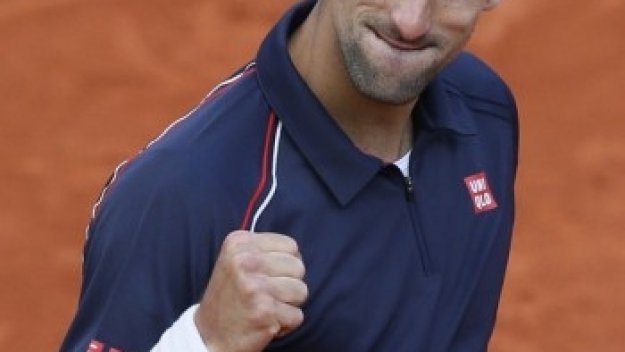 Джокович подчини Федерер и за първи път достигна до финала на Ролан Гарос