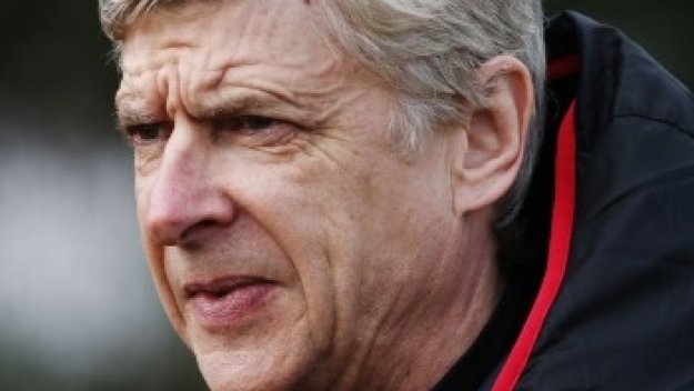 Венгер с гневна пресконференция