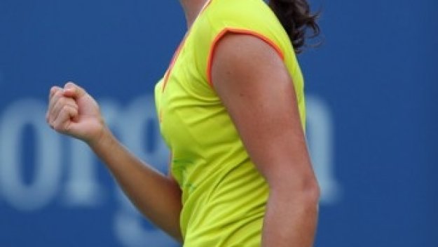 Лора Робсън продължава да твори чудеса в Ню Йорк