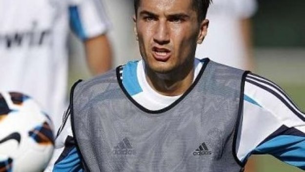 Ливърпул се връща в борбата за Шахин