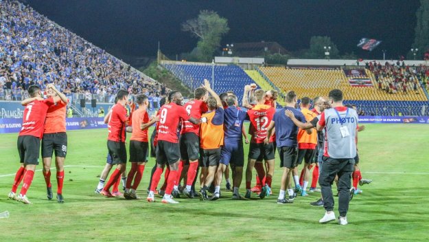 Партизан показа на Левски как се бие Хамрун - 4:1