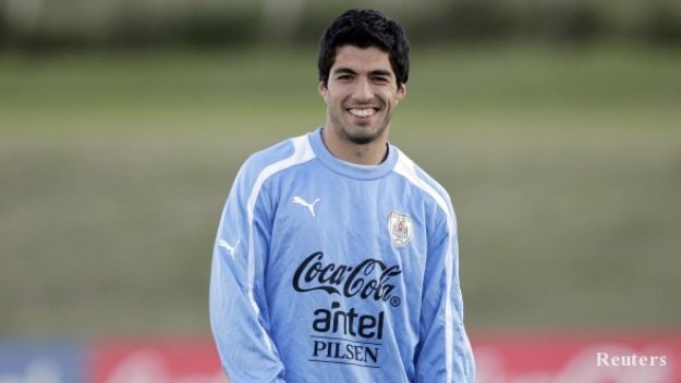 Луис Суарес твърдо остава в Ливърпул