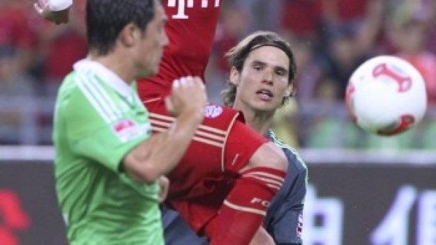 Байерн надви Волфсбург на китайска земя