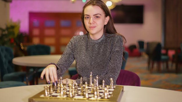 Нургюл Салимова с реми срещу световната вицешампионка