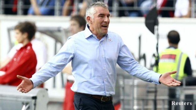 Спряган за Байерн преподписва с Хановер