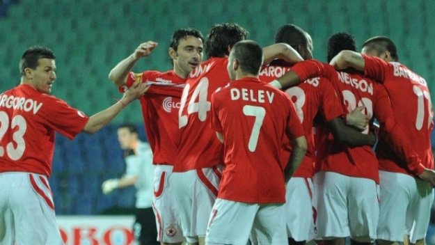 ЦСКА може и да се откаже от подготовката в САЩ