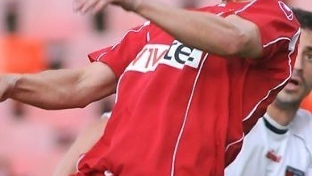 Бадема парафира за 2 години с Лудогорец