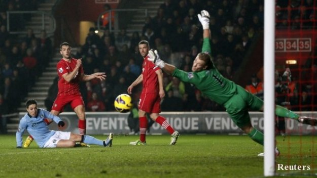 Плашат Насри и Харт с пейката