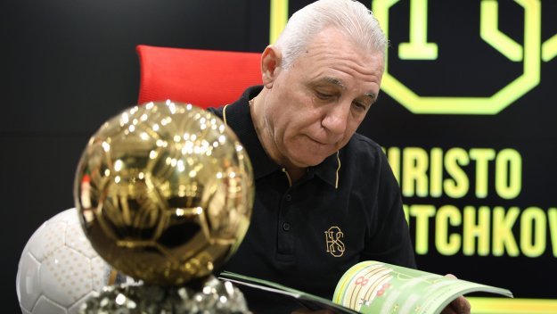 Кои са любимите мачове на Стоичков с България?