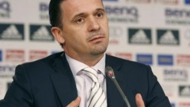 "Марка": Дните на Пpедpаг Миятович в Реал са преброени