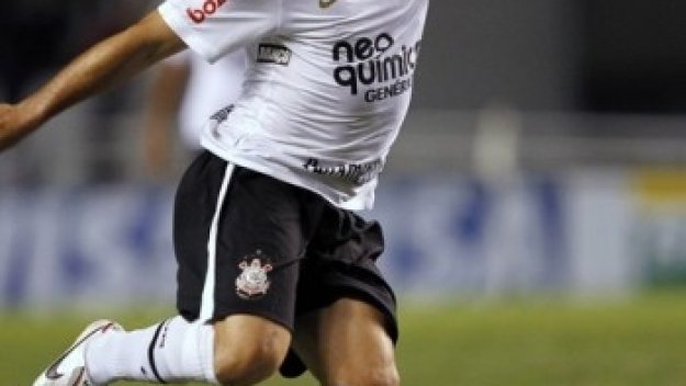 Феномена бележи, тимът му обаче стига само до равенство